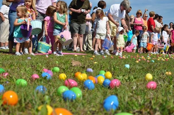 An Easter tradition involving eggs: an egg hunt!