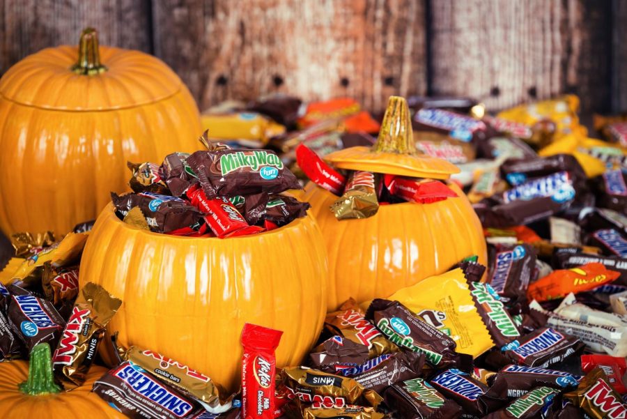 Find unique and useful uses for your Halloween candy this year.