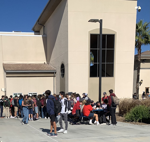 Students gathered around one of three lunch kiosks at YLHS.