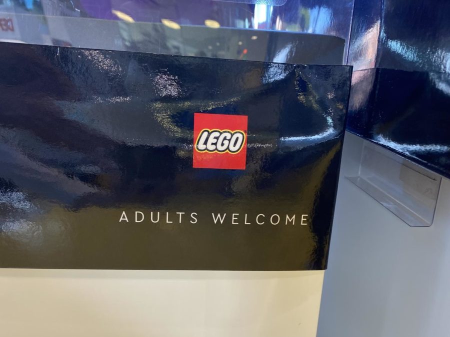 With the Adult Collection, builders of all ages are welcome! 