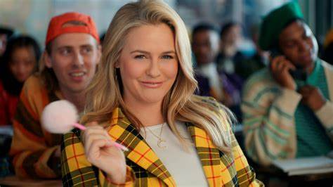 Alicia Silverston reprises her role as the shopaholic Cher in the iconic 1995 Clueless film for an advertisement of Rakuten: an online shopping platform. 
Credit: rosdahl.wordpress
