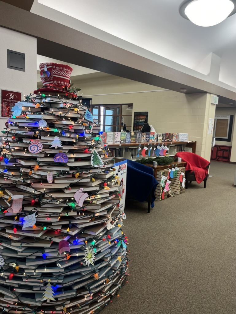 The library and classrooms are getting festive for the holidays as everyone on campus can’t wait for the break just around the corner!