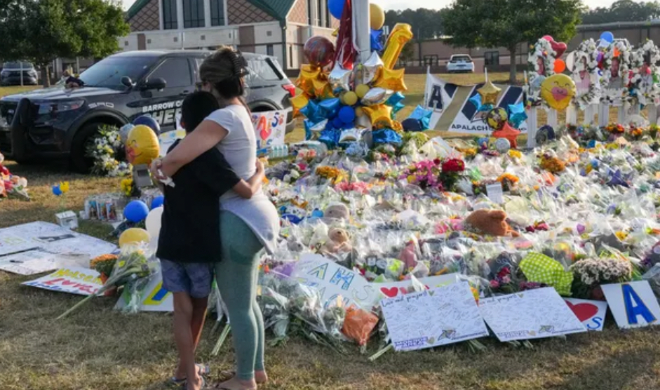 Members of Apalachee community mourn lives lost in Georgia school shooting.