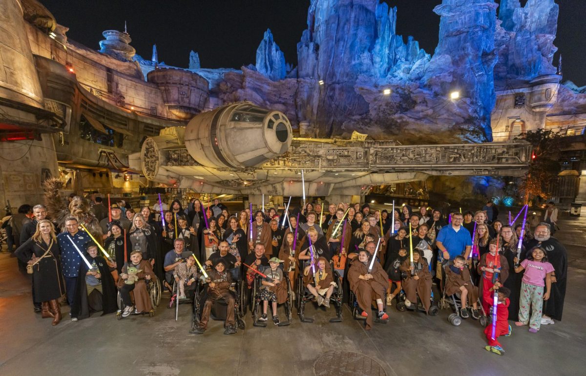 19 families enjoy the Star Wars-themed event hosted by Disney Resort.