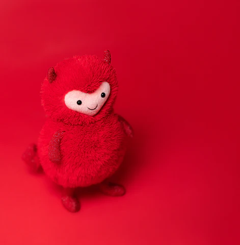 Jellycat’s Instagram teases their Valentine’s collection featuring Hugg McSnugg, the cuddle monster responsible for spreading all the love this season. 
