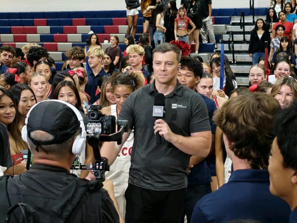 KCAL News Sports Reporter Chris Hayre Interviewing Yorba Linda High School’s ASB.