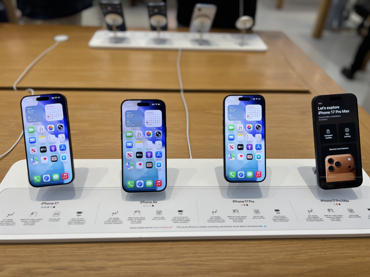 This photo shows the new lines of iPhones including the iPhone 17, iPhone Air, iPhone 17 Pro, and the iPhone 17 Pro Max. The new designs for selected apps are also shown in the picture.
