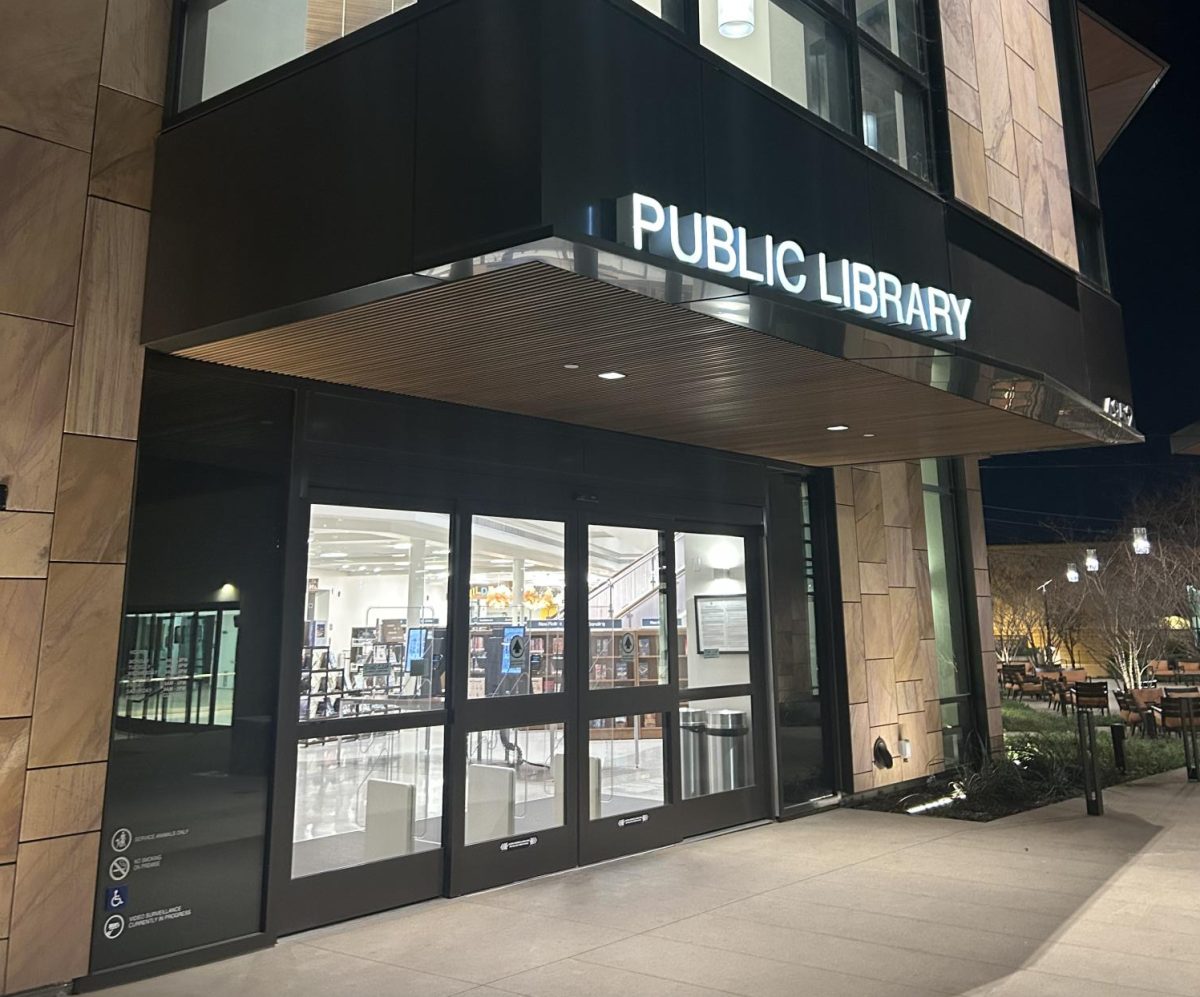 Choosing where to study can affect how well students focus. Students study in a variety of locations, including the library and nearby coffee shops.